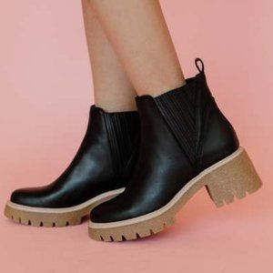 Dolce Vita Harte Ankle Boots